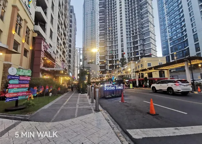 Caleze Avant At The Bgc Manila