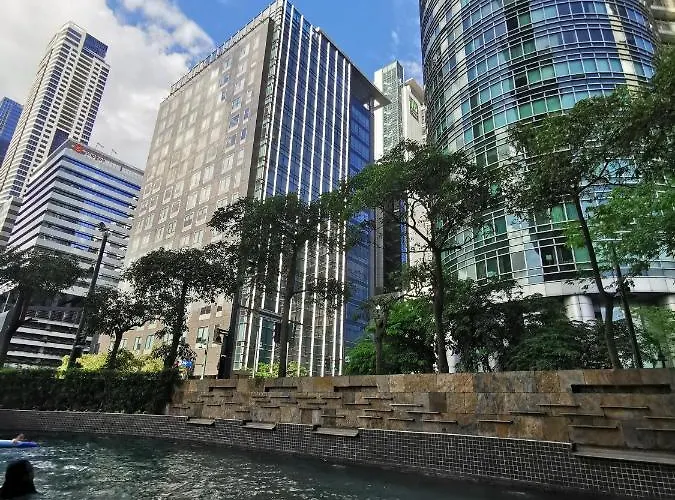 Caleze Avant At The Bgc Apartment