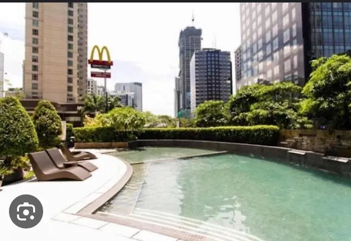 Caleze Avant At The Bgc *