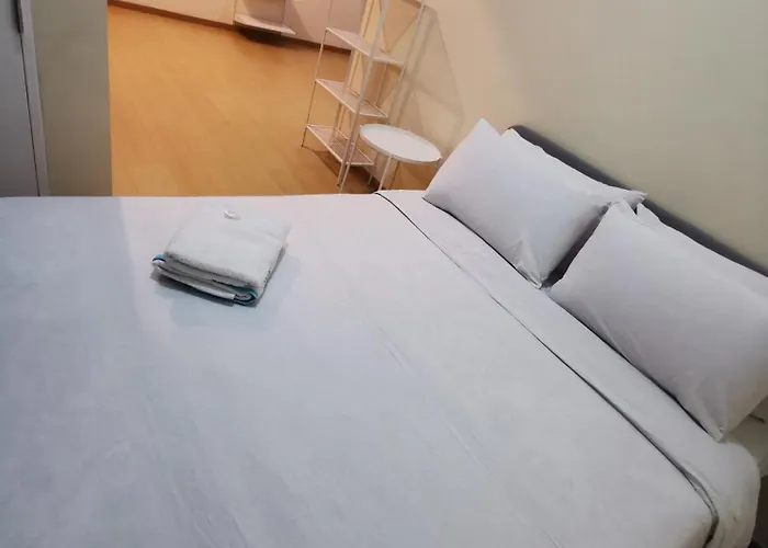 Apartment Caleze Avant At The Bgc