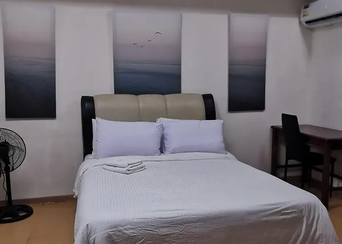 Caleze Avant At The Bgc Apartment *